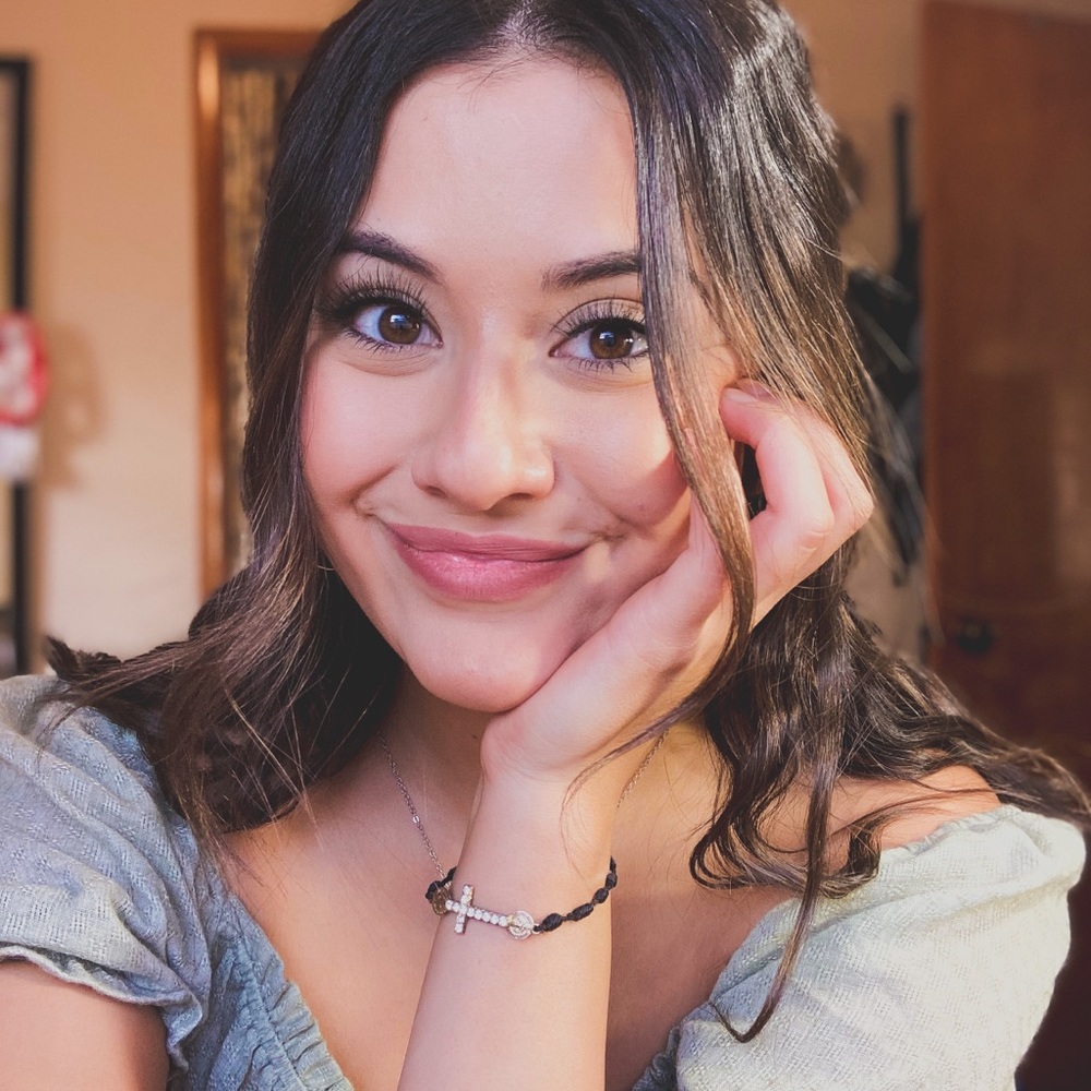 Meet your Posher, Jessica